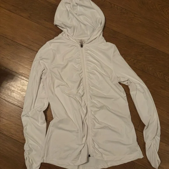 CALIA by Carrie Underwood Cream Ruched Long Sleeve Hoodie - Picture 2 of 3